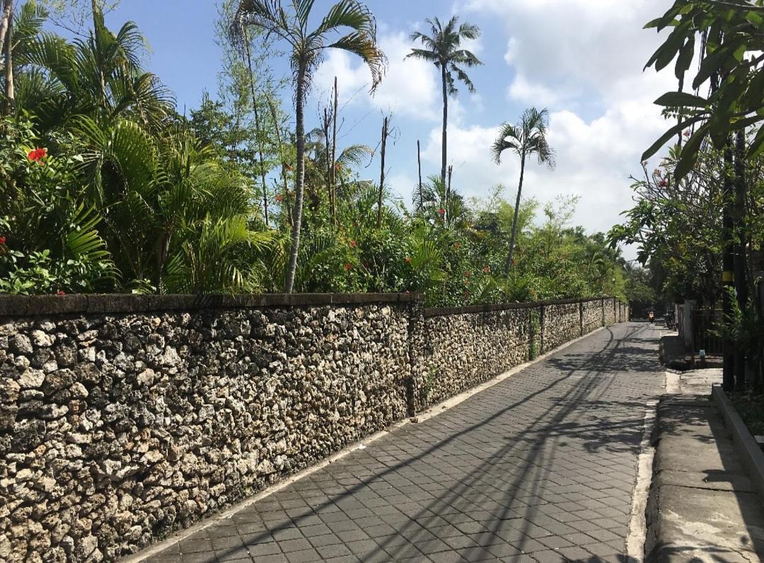 Kubu Verra Seminyak Kuta  Ngoại thất bức ảnh